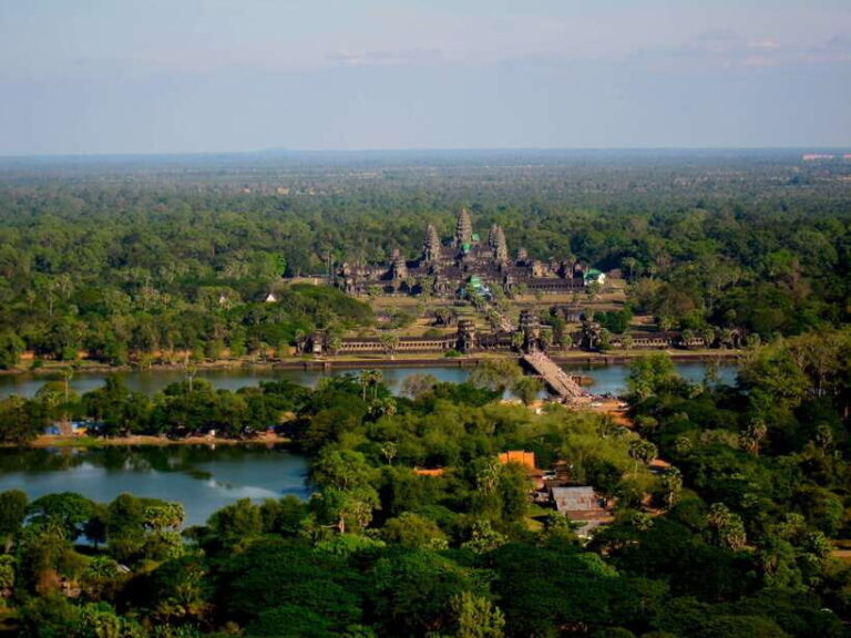 Angkor Wat: Small-Group Tour with Balloon Ride and Lunch - The Temples of Angkor Thom and Bayon