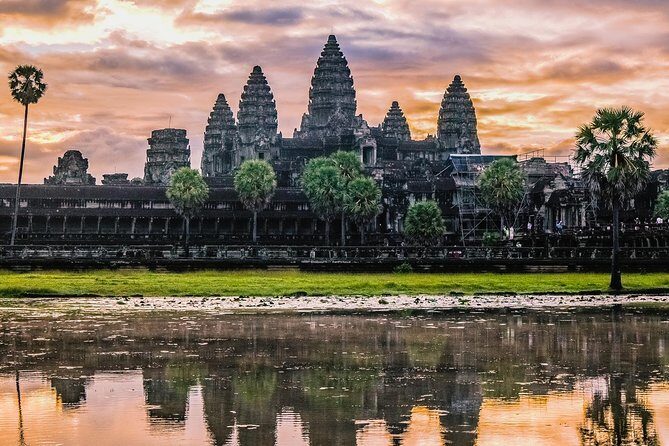 Angkor Wat Sunrise Private Tour by Tuk Tuk - The Itinerary: Breaking Down the Experience
