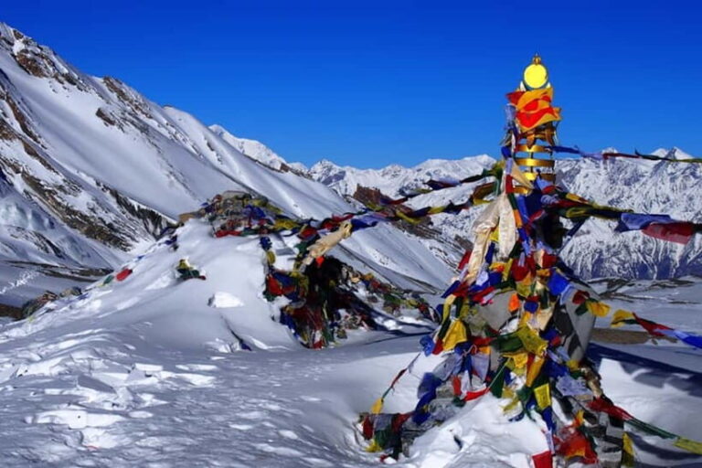 Annapurna Circuit Trek 12 days - What is the Annapurna Circuit Trek?