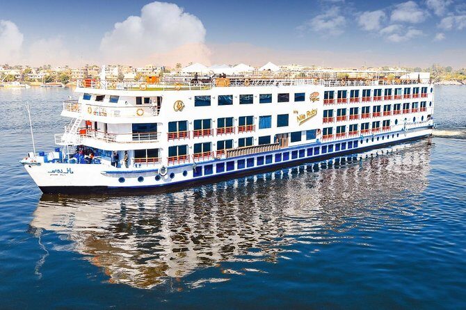 Aswan/Luxor 4Days Nile cruise include Abu Simbel, Hot air Balloon - What Makes This Nile Cruise Stand Out?