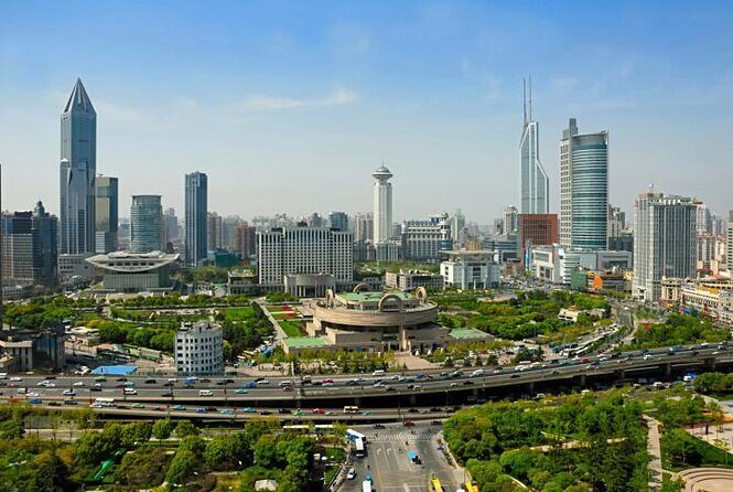 Authentic Local Food Tour in Central Shanghai - Breaking Down the Itinerary