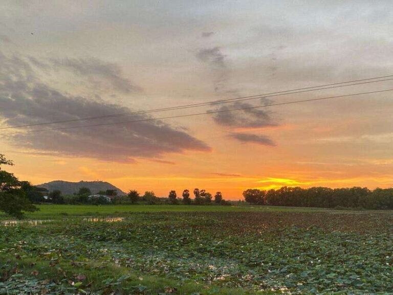 Authentic Siem Reap: Tuk Tuk Countryside and Sunset Tour - A Closer Look at the Experience