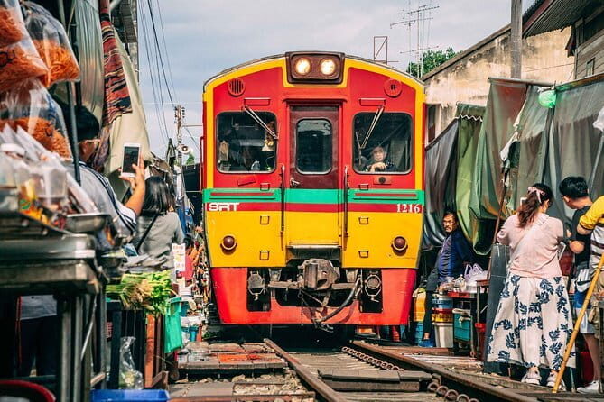Ayutthaya, Damnoen Floating & Maeklong Railway Market Day Tour - The Sum Up