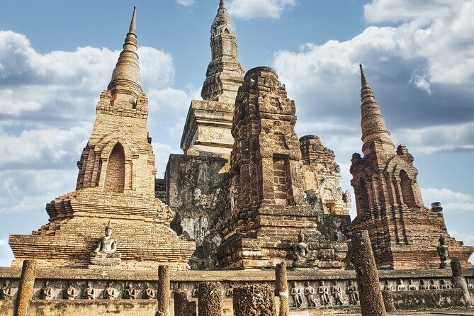Ayutthaya Landmark Tour for Floating Market & Famous Temples - The Vibrant Floating Market Experience