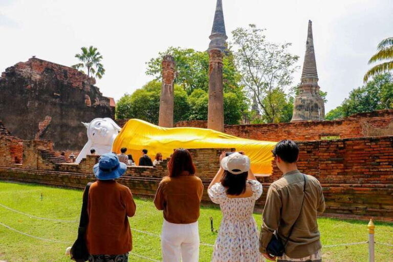 Ayutthaya One Day: Famous Temples & Bang Pa-In Palace Tour - Exploring the Ancient Temples