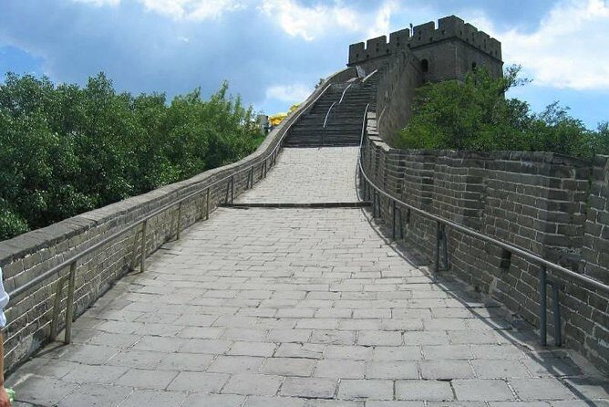 Badaling Great Wall and Ming Tombs Day Tour from Beijing - Authentic Insights from Travelers