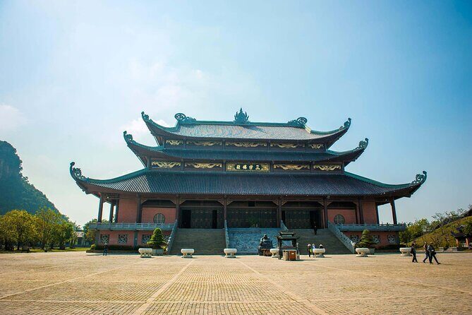 Bai Dinh Pagoda, Trang An boat and Mua Cave Limousine from Hanoi - Transportation & Comfort