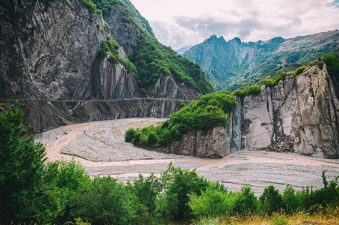 Baku to Quba tour - 1 nights and 2 days green nature tour - Waterfalls and Mountain Adventures