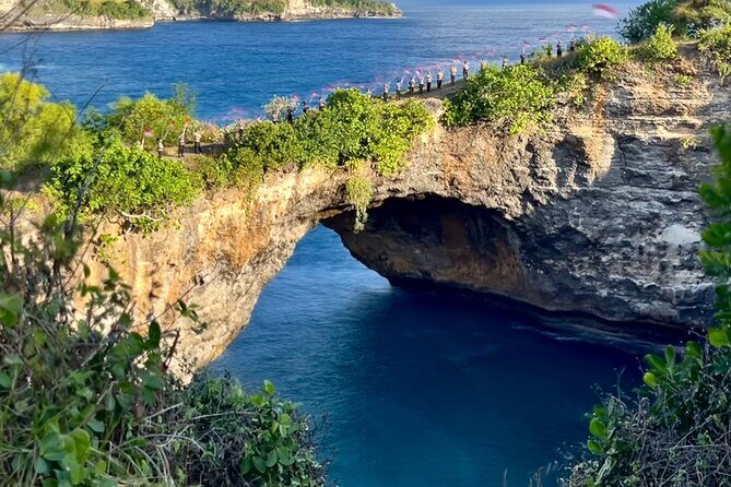 Bali 2 Days and 1 Nights of Nusa Penida and Lembongan Tour - Transportation, Timing, and Practicalities