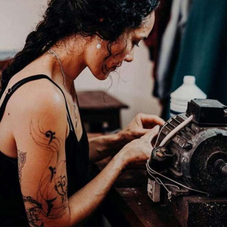 Bali Canggu : Jewelry Silver Class with 7 Gram of Silver - Authenticity and Cultural Value