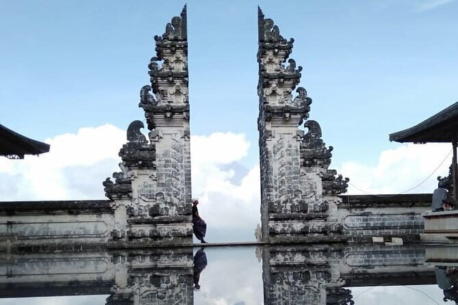 BALI INSTAGRAM TOURS; Heaven Gate, Tirta Gangga, Tukad Cepung waterfall - What’s Included and What’s Not