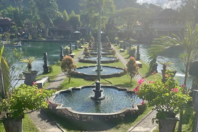 Bali Instagramable Tour: Gates of Heaven Lempuyang - Water Palace - Waterfall - Authentic Feedback from Travelers