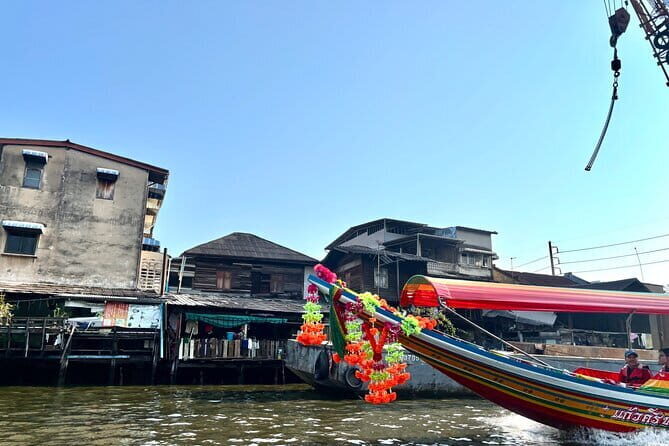 Bangkok: Bicycle Experiences and Longtail Boat Canal Cruise - Visiting Wat Khun Chan: A Hidden Temple with Character