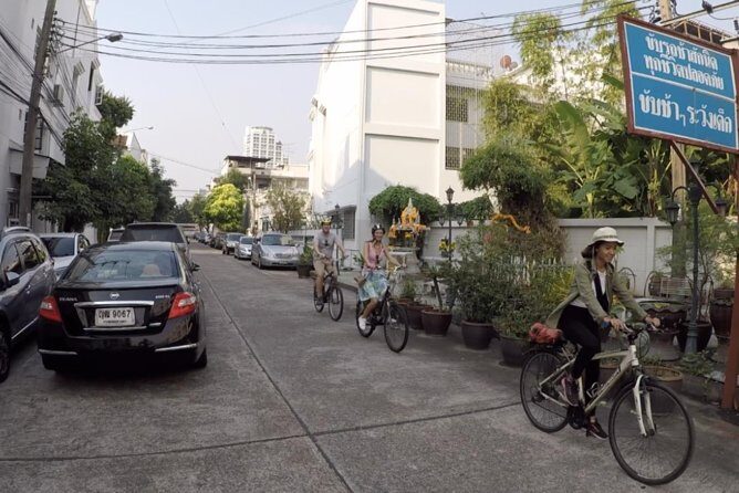 Bangkok City Culture Tour by Bike - Group Size and Atmosphere