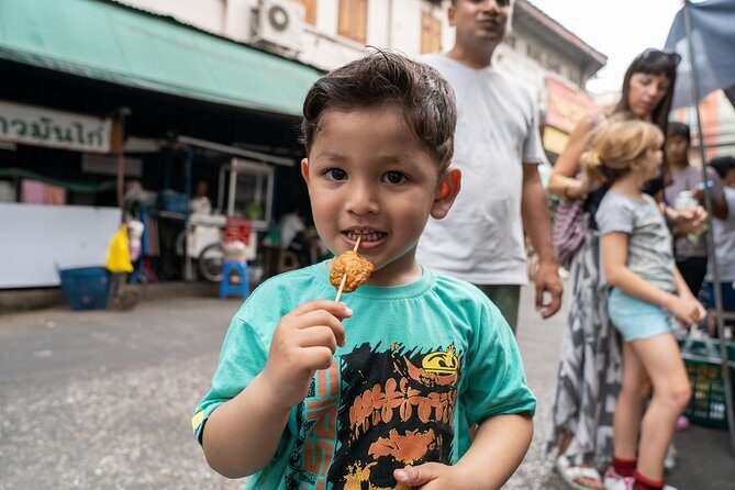 Bangkok Food Tour of Bang Rak with Local Guide - What Makes This Tour Stand Out