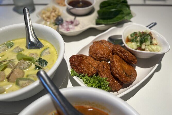 Bangkok Michelin Food Tour by Tuk Tuk (3 Stops, 8 tastings) - Practical Details & Considerations