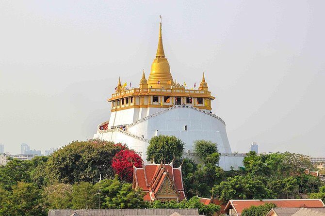 Bangkok Old Town Tour : Wat Suthat, Wat Saket & Wat Ratchanadda - Who Should Consider This Tour?