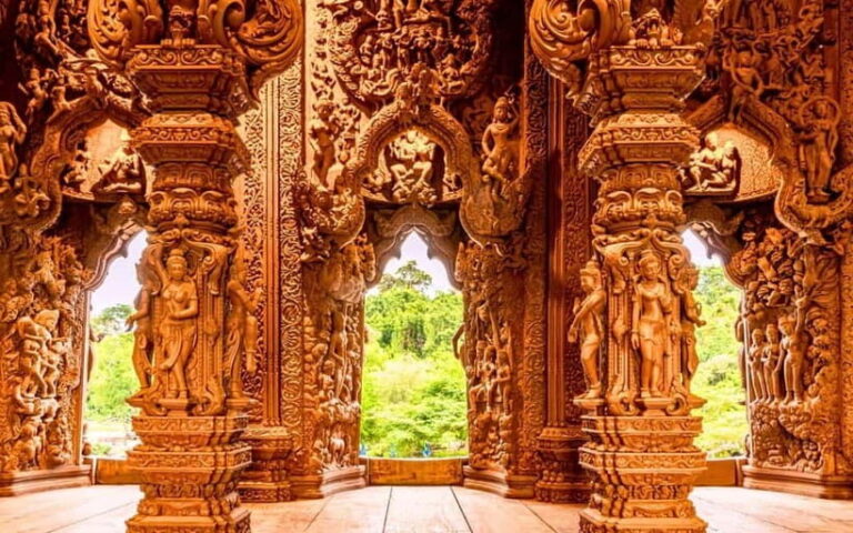 Bangkok: Pattaya Truth Sanctuary Guided Tour & Coral Island - Who Will Enjoy This Tour?