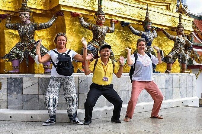 Bangkok Private Walking Tour with A Pro Guide (Tour Car Option) - What Travelers Say About the Guides