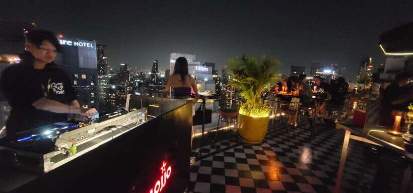 Bangkok: Soi Cowboy, Nana, Soi 11, Rooftops, Clubs & Go Go's - Who Should Consider This Tour?