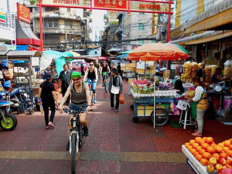 Bangkok: Thai culture and local life guided bike tour - The Value of the Experience
