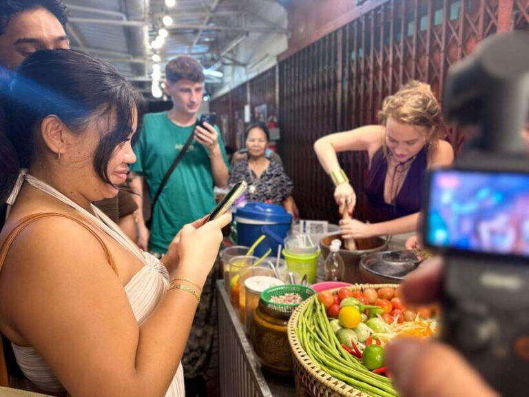 Bangkok Walking Tour : Mouthwatering Journey Food Tour - What It Means for You as a Traveler