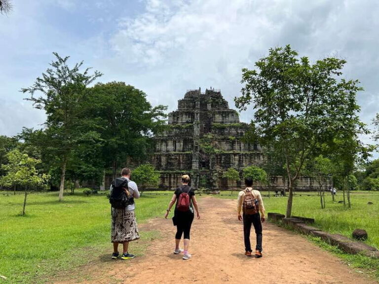 Banteay Srei, Beng Mealea & Koh Ker Small-Group Tour - Pickup & Early Departure