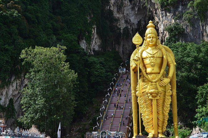 Batu Caves & Firefly Cruise from Kuala Lumpur with Seafood Dinner - Who Should Consider This Tour?