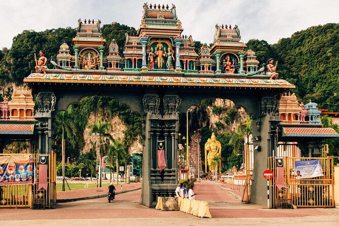 Batu Caves Private Tour with Pick-up from Kuala Lumpur - Beyond Batu Caves: Additional Stops & Hidden Gems