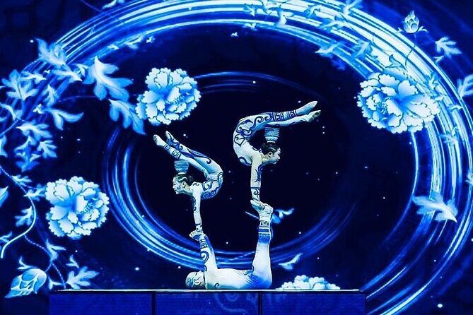 Beijing Acrobatics Show At Red Theater - Who Should Attend?