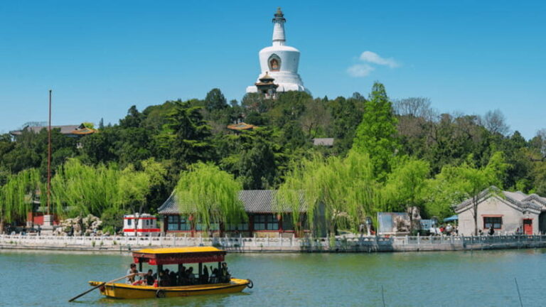 Beijing: Beihai park e-ticket entry - What to Expect When Visiting Beihai Park