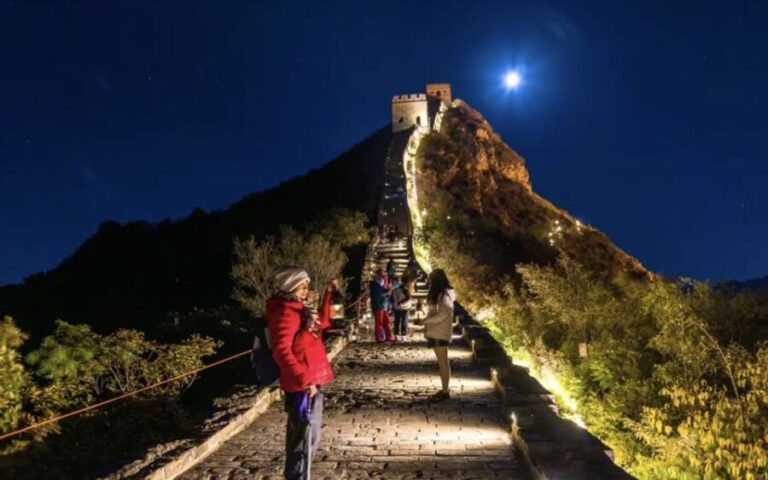Beijing: Jinshanling, Simatai Wall and Gubei Water Town Tour - Who Should Consider This Tour?