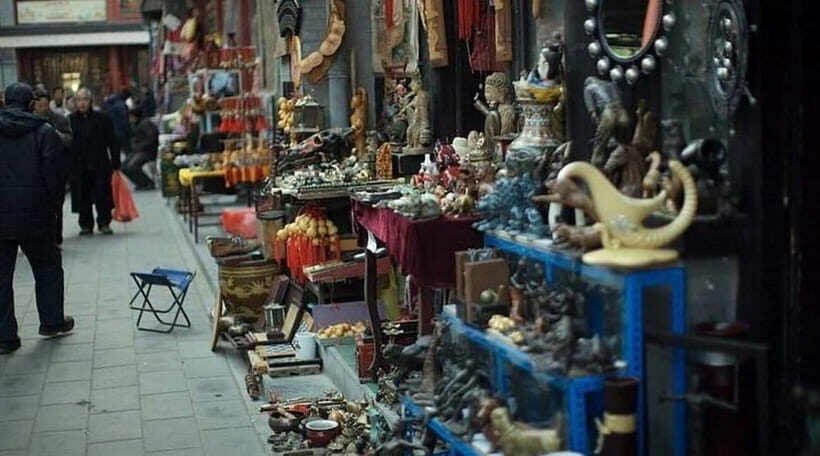 Beijing: Panjiayuan Antique Market Guided Tour - The Sum Up