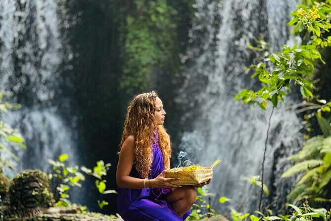 Beji Griya Waterfall Bali Spritual Holy Bath Experience - What Previous Travelers Say