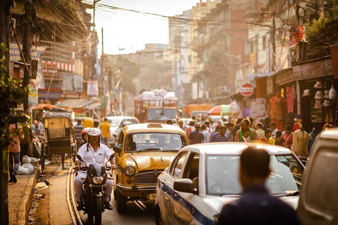 Bengali Nights Kolkata Food Tour with 13+ Tastings - Detailed Breakdown of the Itinerary