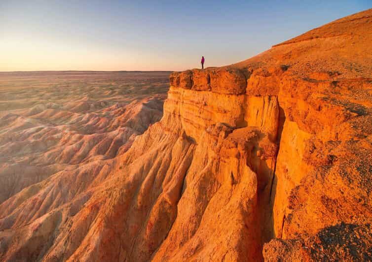 Best 6-Day Gobi Tour Discover Mongolia - Day 2: Yol Valley – Ice and Eagles