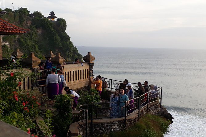 Best of Bali Tanah Lot & Uluwatu Temple Tour Package - Starting the Day: Pickup and First Destination - Tanah Lot Temple