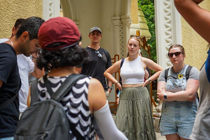 Between Capitalism & Communism: Hong Kong History Tip Based Tour - Who Will Love This Tour?
