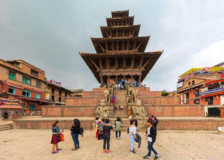 Bhaktapur: Durbar Square and Pottery Making Guided Tour - Tasting Local Flavors