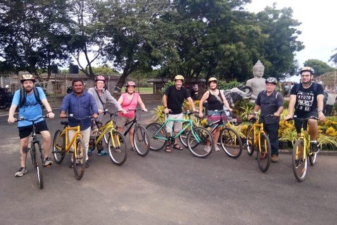 Bicycle tour in Mahabalipuram with transport from Chennai,lunch & guide - The Pancha Rathas: Sculpted Monolithic Temples