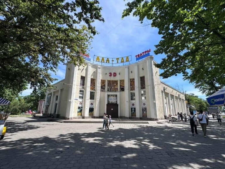 Bishkek : City Tour (History, Architects, Statues & Culture) - What to Expect