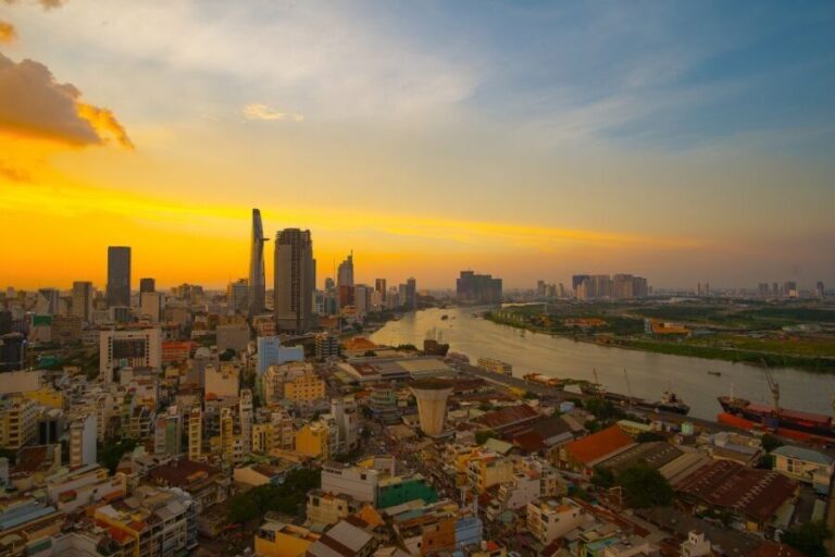 Bitexco Financial Tower: Saigon Sky Deck - Fast Track Ticket - Who Would Love This Experience?
