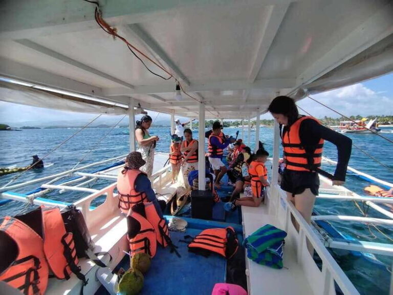 Boracay: Private Island Hopping and Lunch with Seaview - The Sum Up