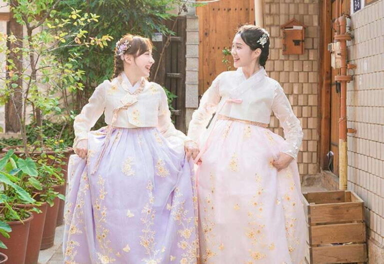 bukchon Hanbok Experience at hanboknam - Practical Tips and Considerations