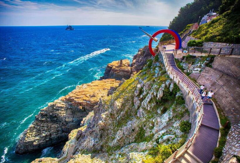 Busan: Full-Day City Tour with Taejongdae, Gamcheon & More - Who Should Book This Tour?
