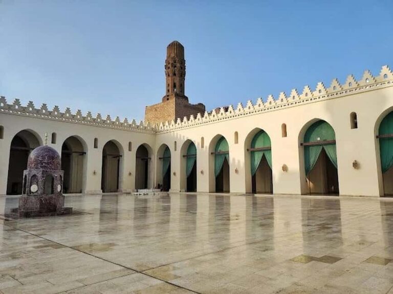 Cairo: Explore Al-Hakim Mosque & Old City with a Guide - What to Expect from the Tour