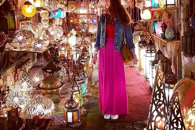 Cairo: Female-Guided Pyramids, Bazaar, and Museum Tour - Practical Details and What to Expect
