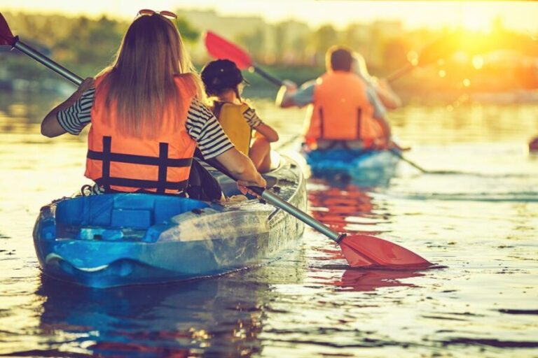 CANOEING IN SEDGEFIELD AT OYSTERS EDGE, GARDEN ROUTE - The Setting: Sedgefield Lagoon in the Garden Route