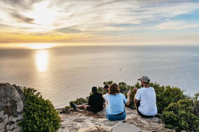 Cape Town: Guided Lion's Head Hike at Sunrise or Sunset - What to Expect During the Hike
