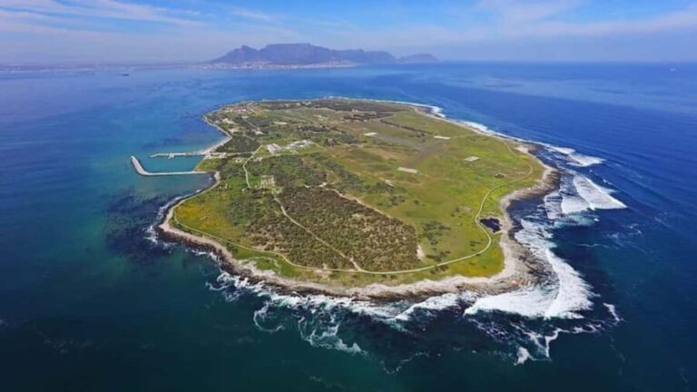 Cape Town: Table Mountain and Robben Island Guided Tour - FAQ